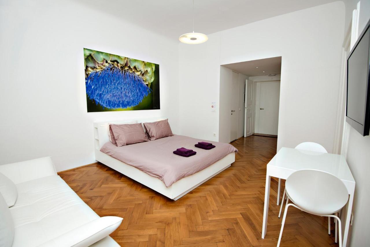 Galeria River Ljubljana Exterior photo